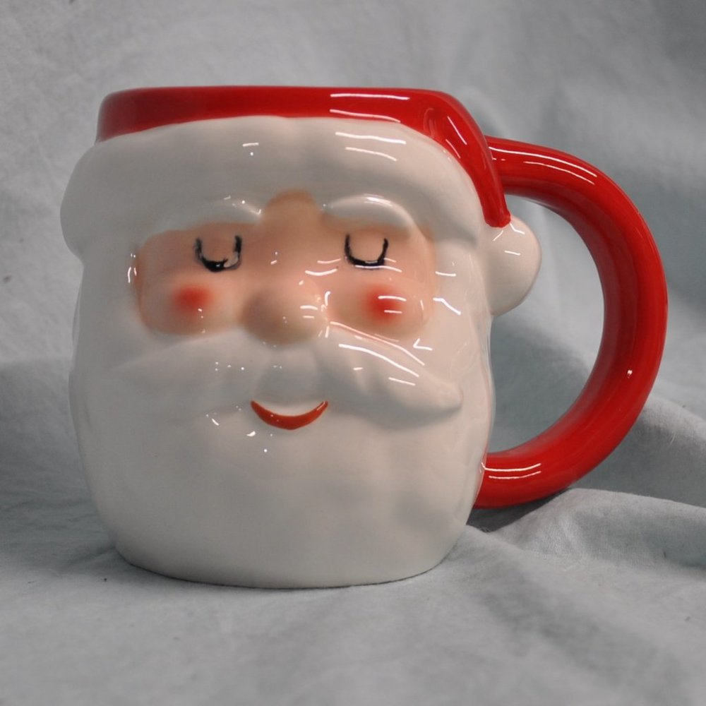 *BOGO mugs* Target WonderShop NWOT mug Santa (H68)